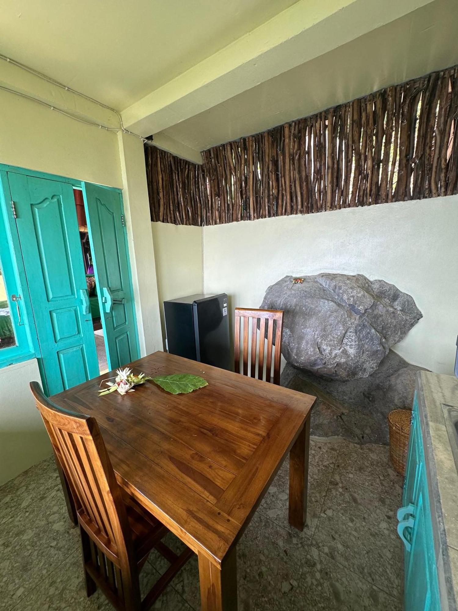 Stairway To Heaven Bungalows And Restaurant Amed  Bilik gambar