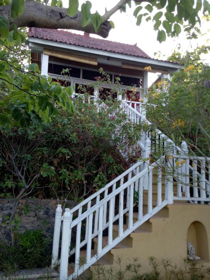 Stairway To Heaven Bungalows And Restaurant Amed  Luaran gambar
