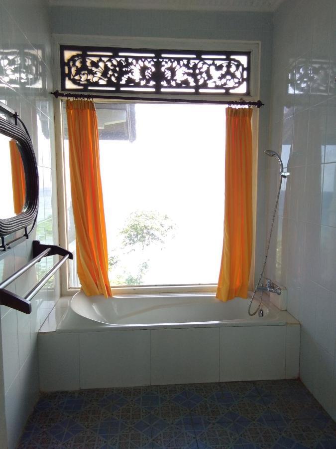 Stairway To Heaven Bungalows And Restaurant Amed  Luaran gambar